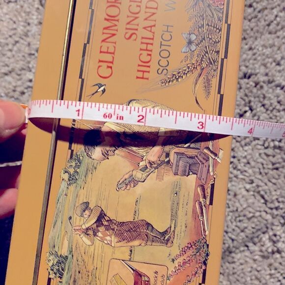 Vintage Glenmorangie Single Highland Malt Scotch Whiskey Tin Collectible - Picture 10 of 10